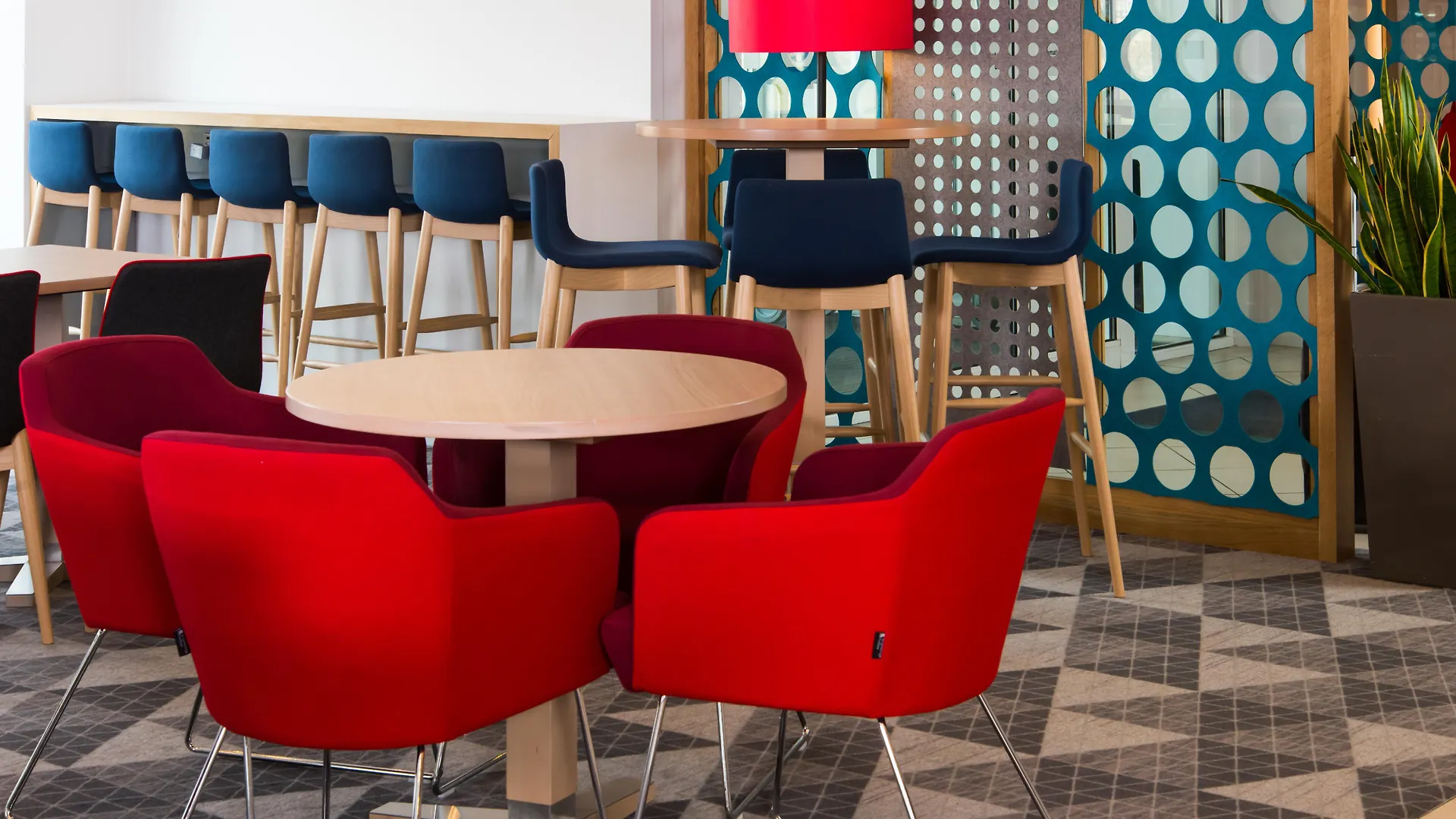 Holiday Inn Express Southampton West By Ihg Hotel Totton