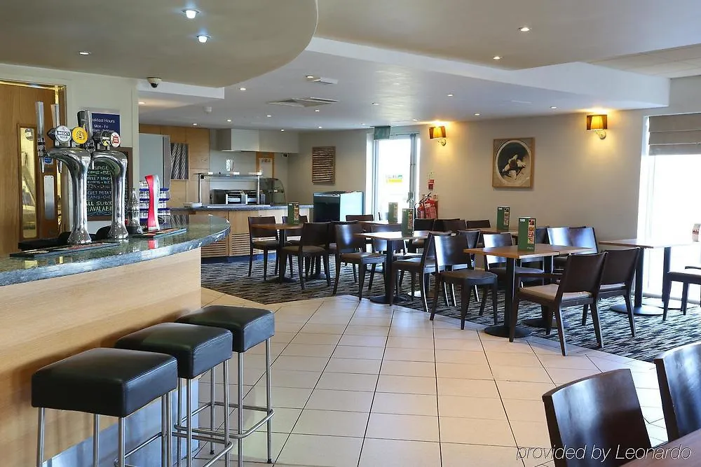 Holiday Inn Express Southampton West By Ihg Hotel